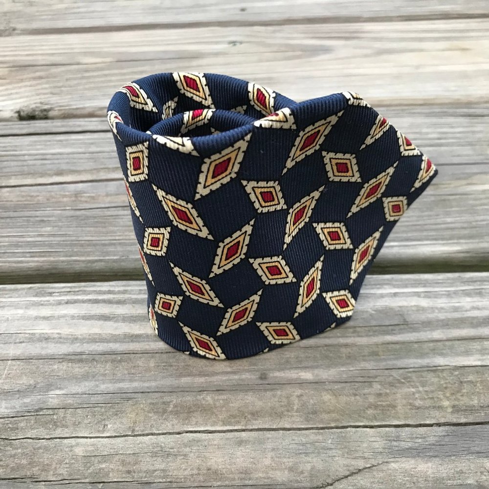Tommy Hilfiger Men Tie 100% Italian Silk Necktie C - Picture 5 of 10
